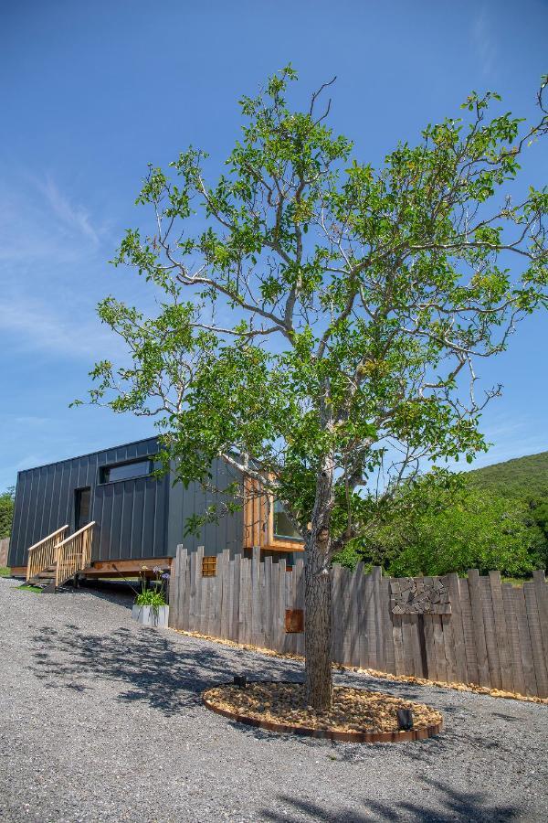 Vibe Luxury Cabins Арнуэро Экстерьер фото