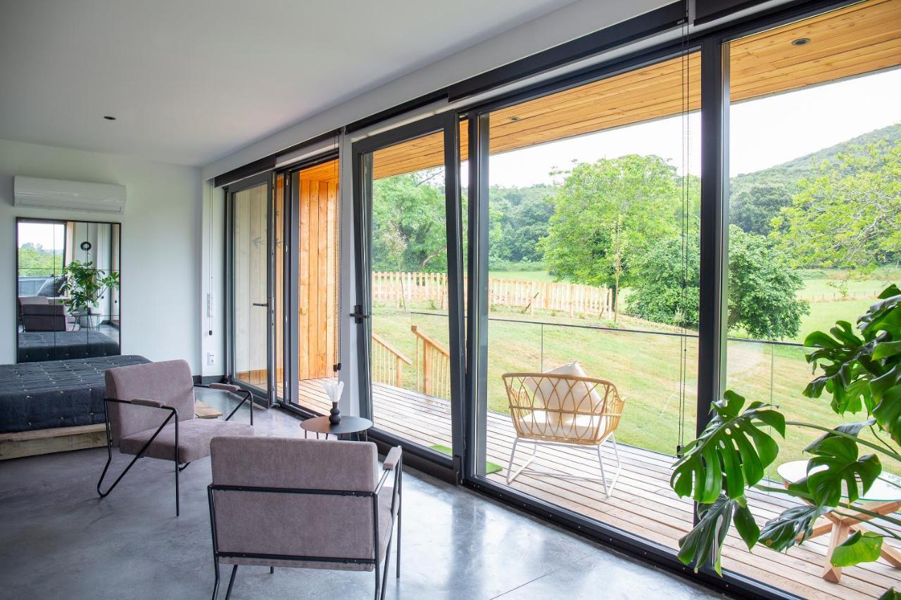 Vibe Luxury Cabins Арнуэро Экстерьер фото