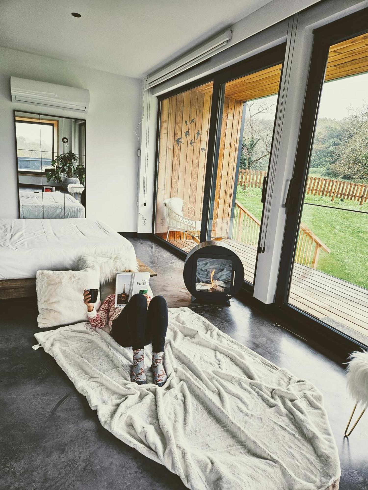 Vibe Luxury Cabins Арнуэро Экстерьер фото