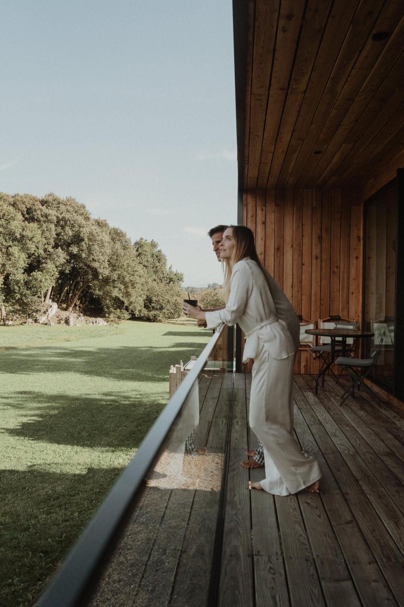 Vibe Luxury Cabins Арнуэро Экстерьер фото