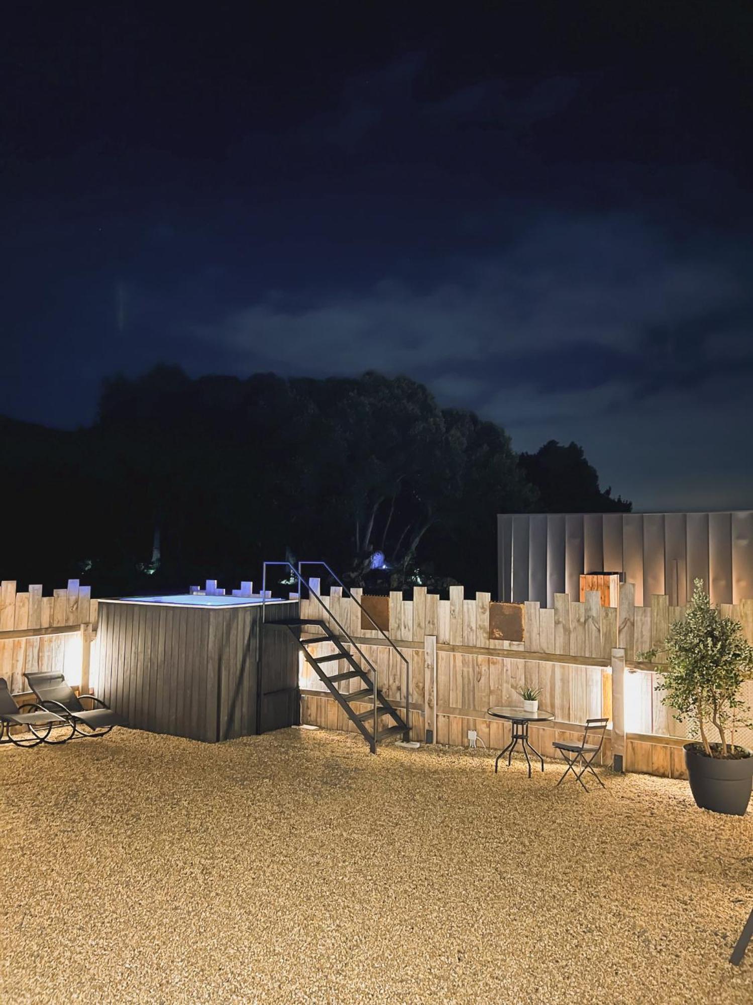 Vibe Luxury Cabins Арнуэро Экстерьер фото
